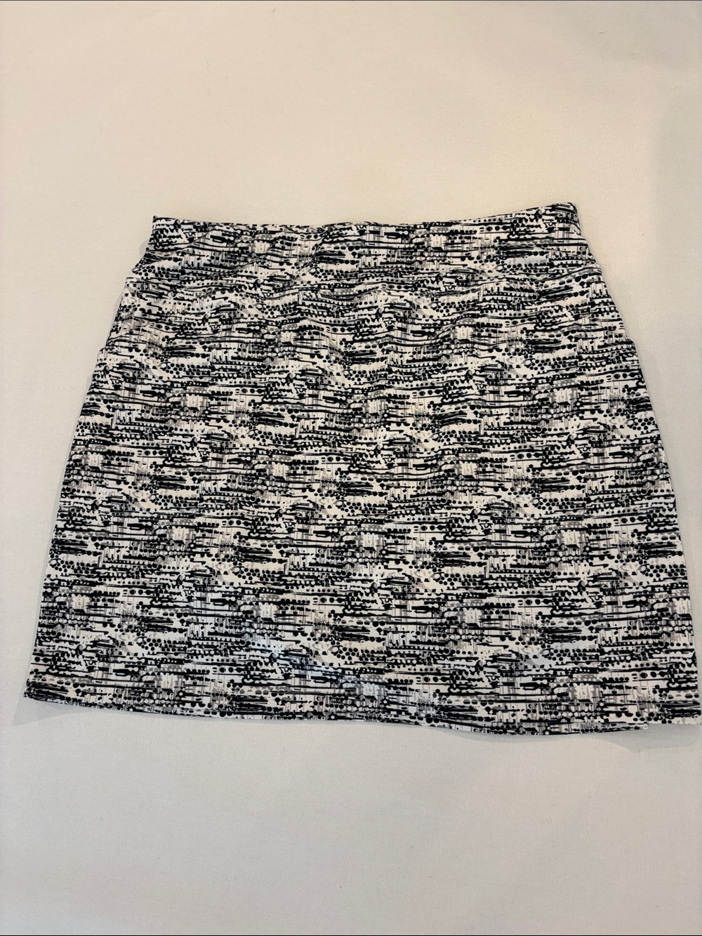 Kate Lord Black White Gray Athleisure Performance Stretch Golf Tennis Skort - M